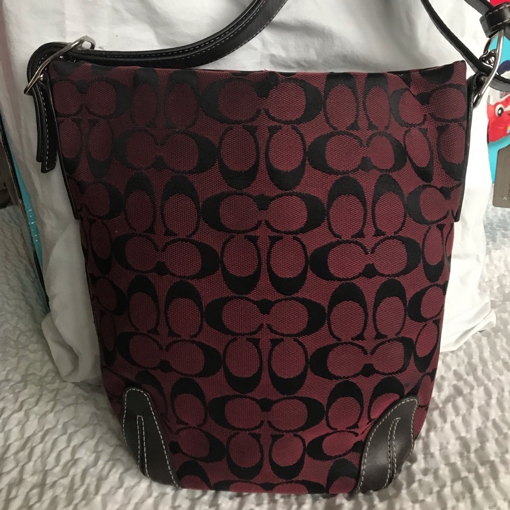 Vintage Signature Coach Hobo Bag